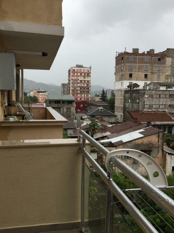 Appartment Giorgi Батуми Экстерьер фото